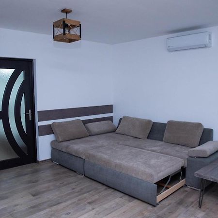 Green Apartments Oradea Exterior photo